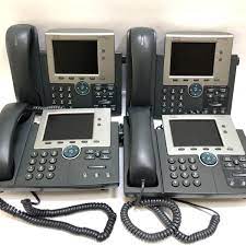 Cisco Unified IP Phone 7945G demonstrates the latest advances in VoIP telephony, including wideband audio support, backlit color display, and an integrated ...
